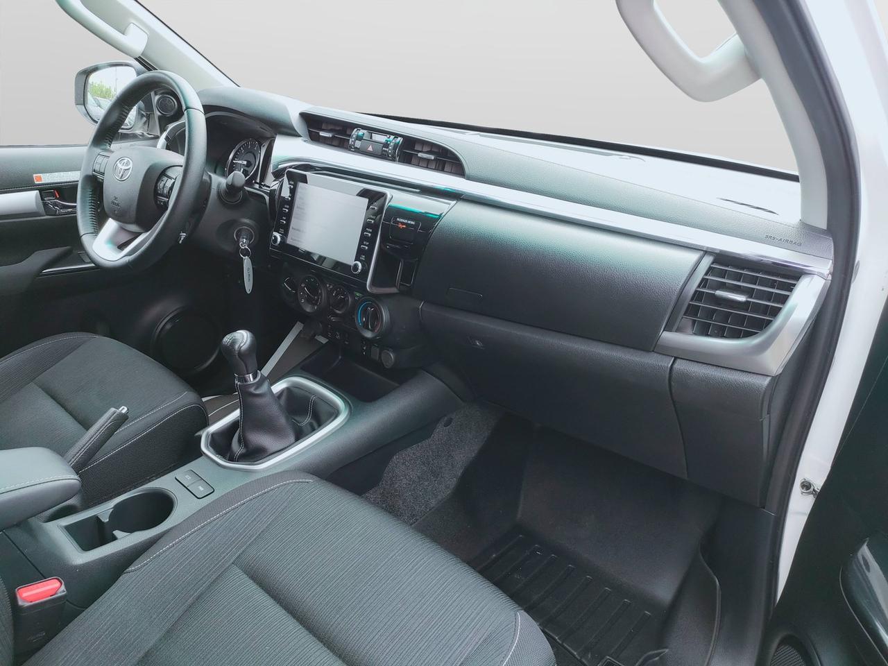 TOYOTA Hilux IV 2021 - Hilux 2.8 d double cab Lounge 4wd