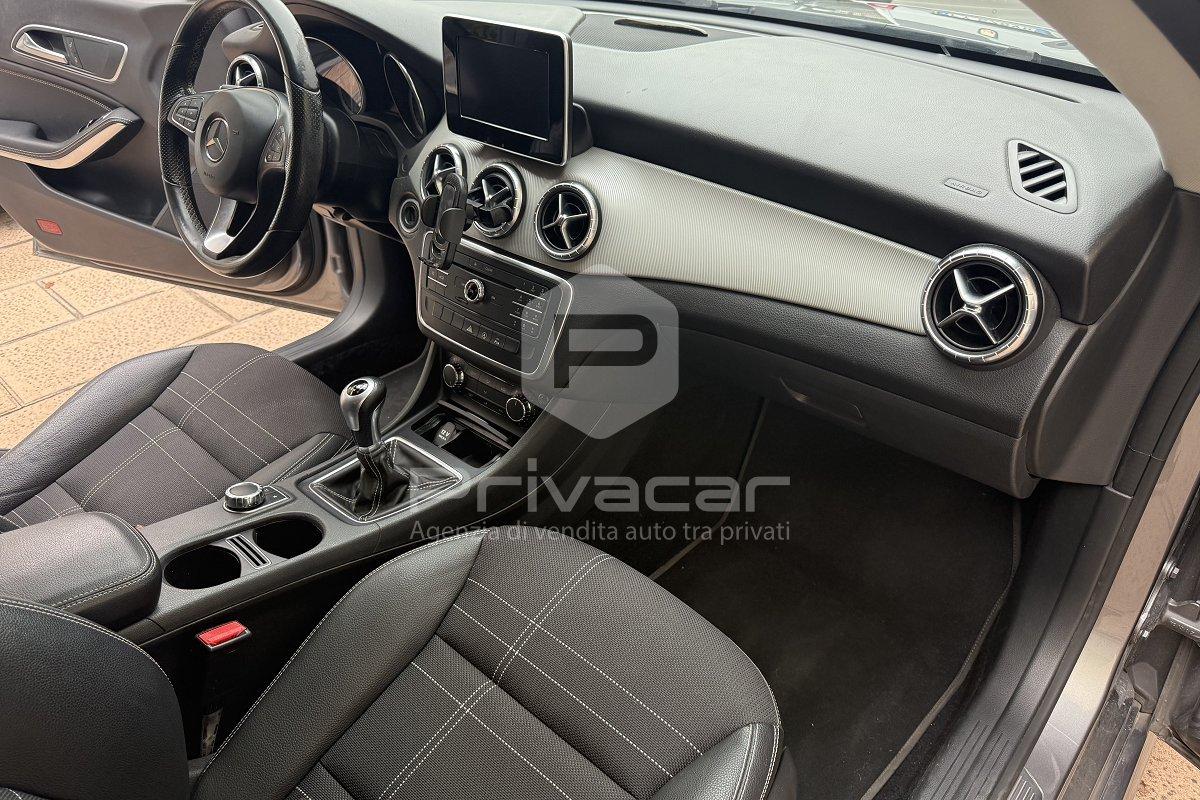 MERCEDES CLA 200 CDI S.W. Business