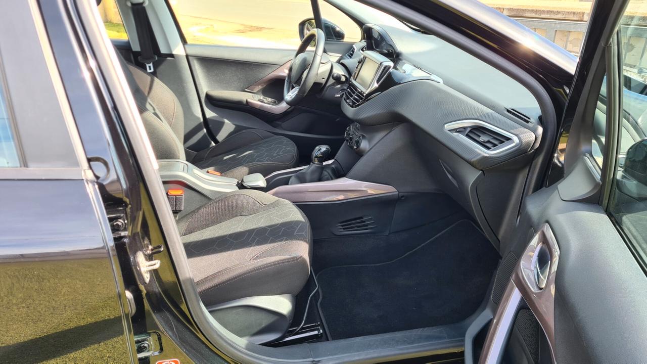 Peugeot 2008 1.6 BlueHDi 75 Active 2015 NEOPATENTATI