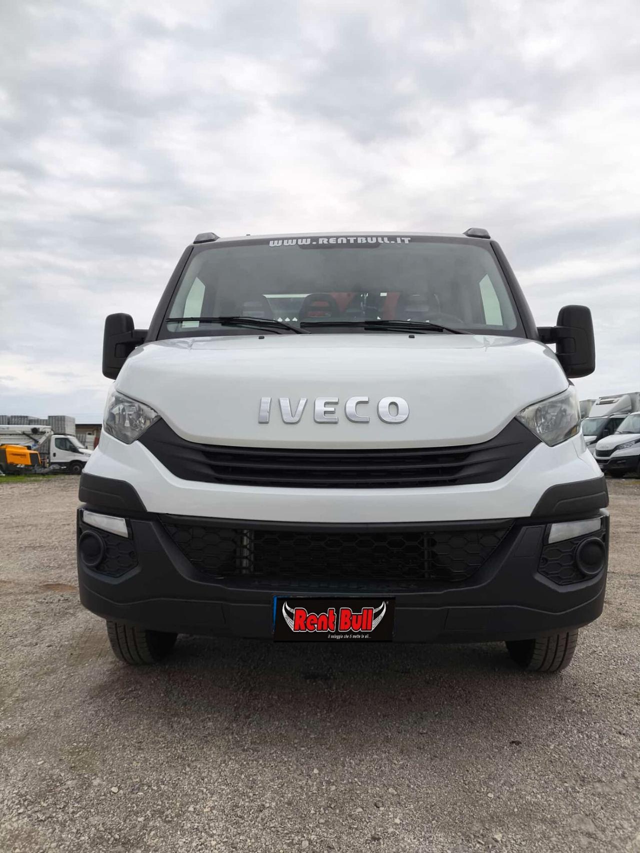 IVECO DAILY 35C16 RIBALTABILE TRILATERALE CON GRU' HC 33 RIF:5224
