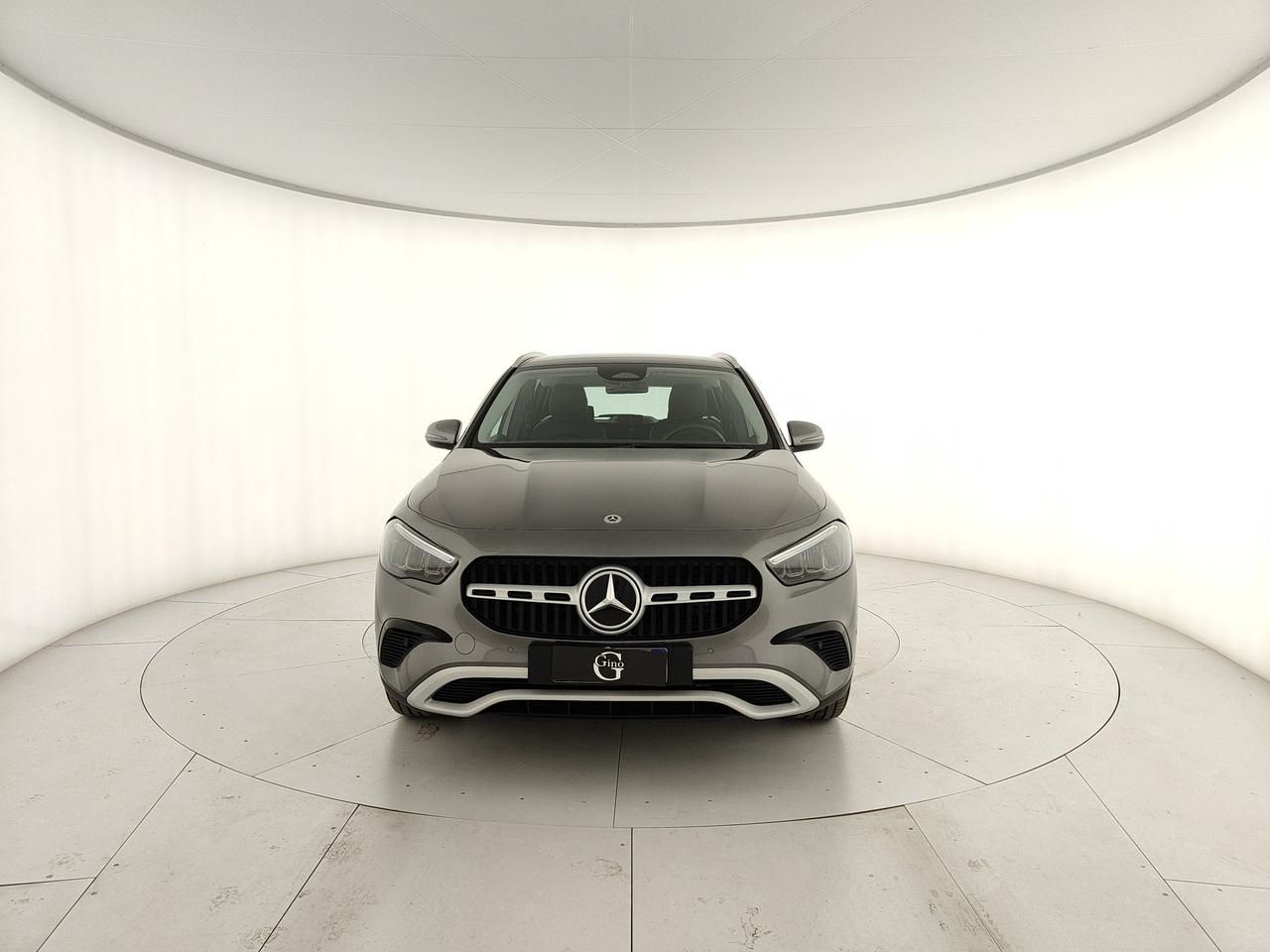 Mercedes-Benz GLA 180 d Advanced auto