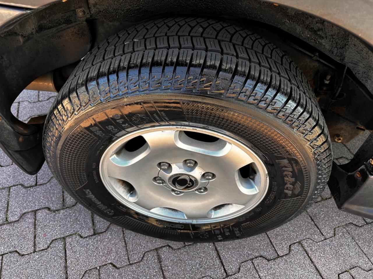 Ssangyong REXTON 2.7 XDi cat Plus 2
