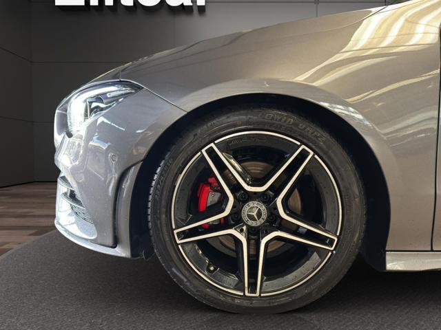 MERCEDES-BENZ CLA 180 d Automatic Premium