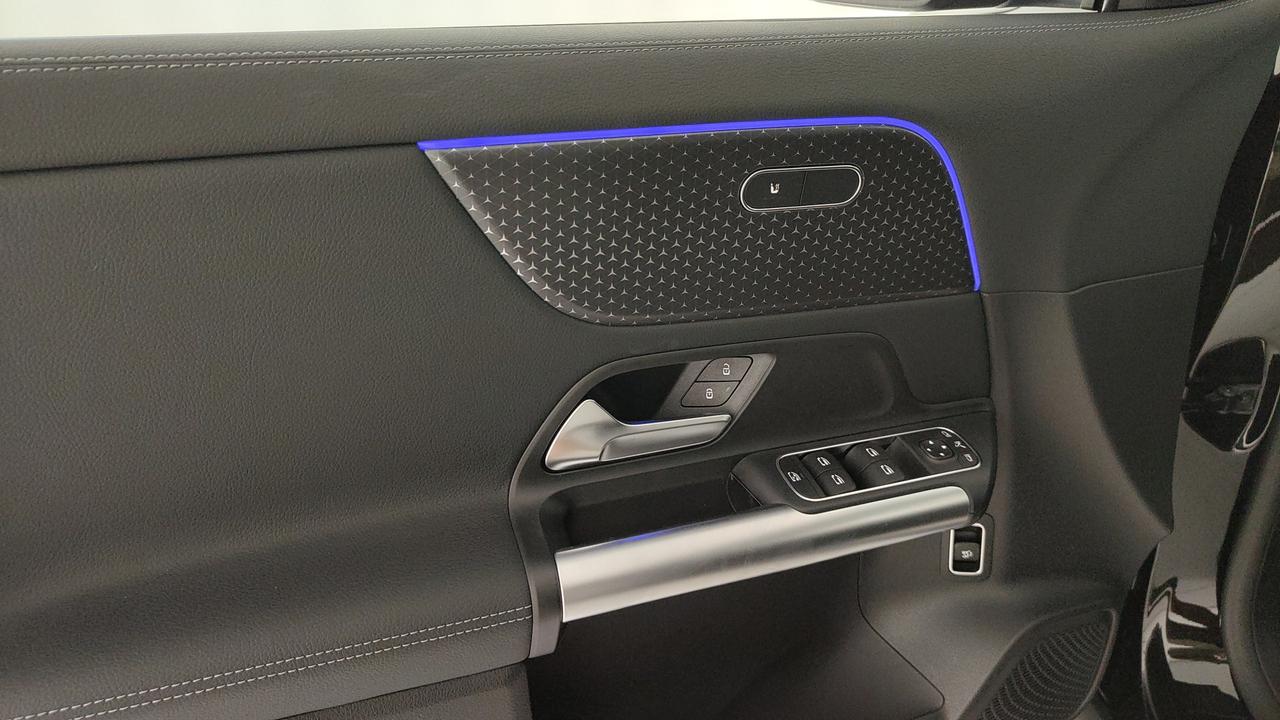 Mercedes-Benz GLA 200 d automatic