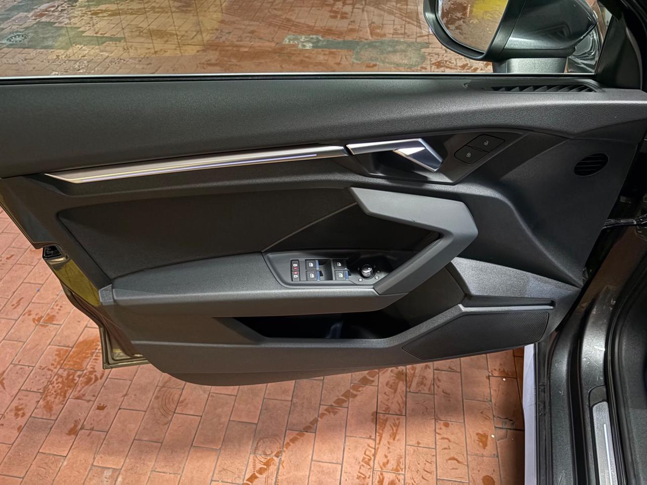 Audi A3 SPB 30 TFSI S line edition