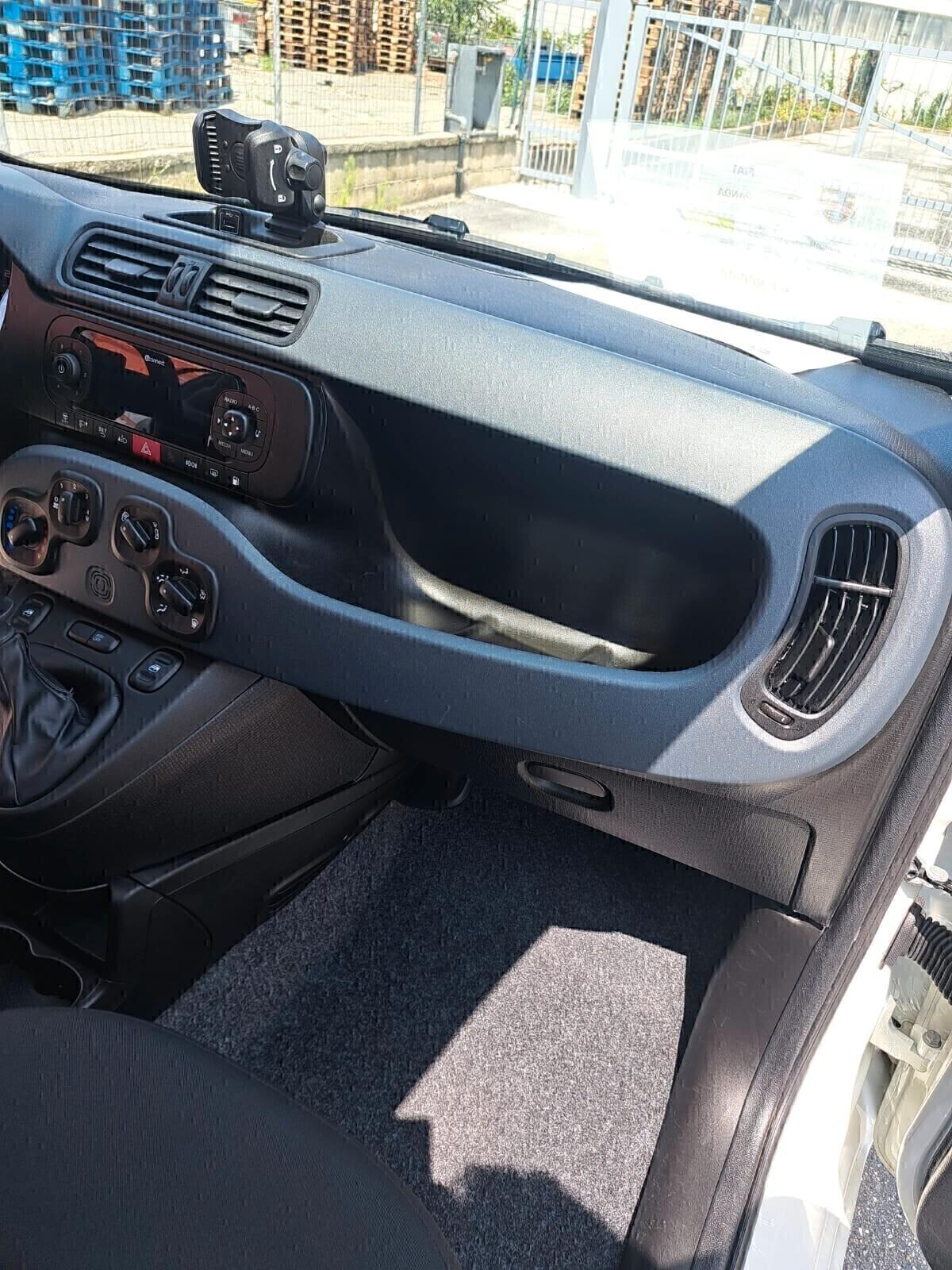 FIAT PANDA METANO CON 31310 KM DEL 2018