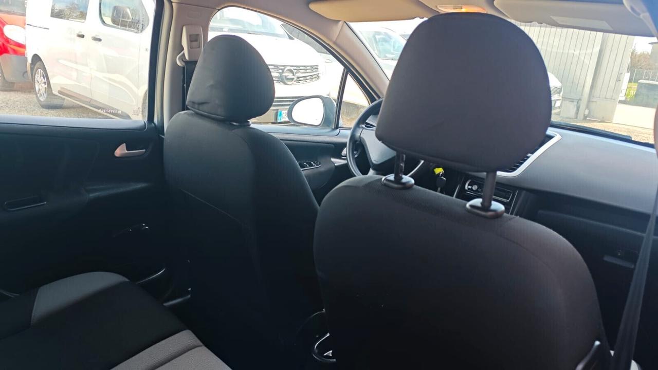 Peugeot 207 1.4 8V 75CV 5p. ONE Line