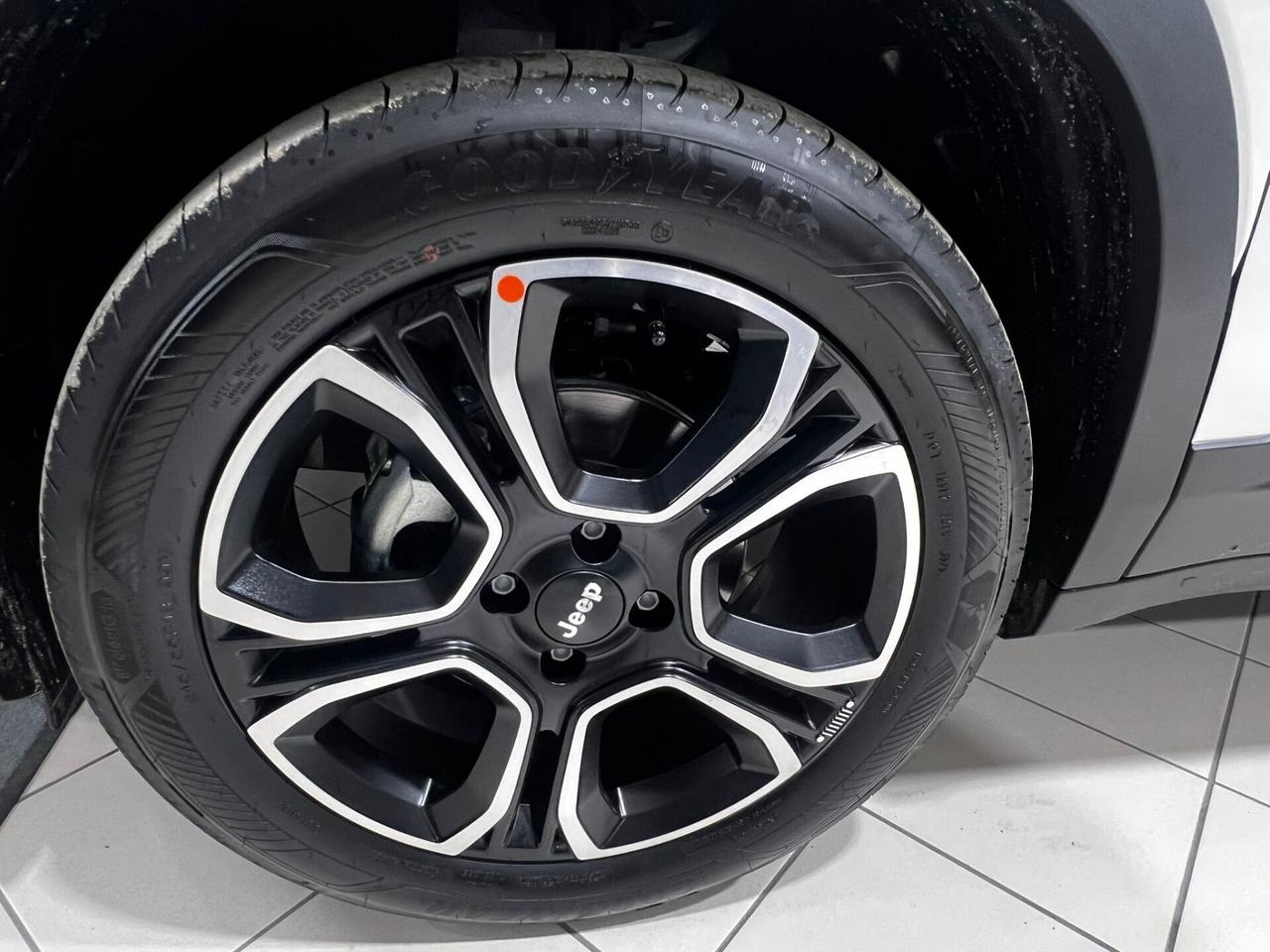 Jeep Avenger 1.2 Turbo 100 CV Summit