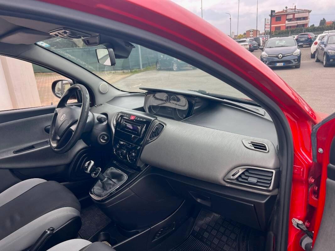 Lancia Ypsilon 0.9 t.air Elefantino ecochic metano 80cv