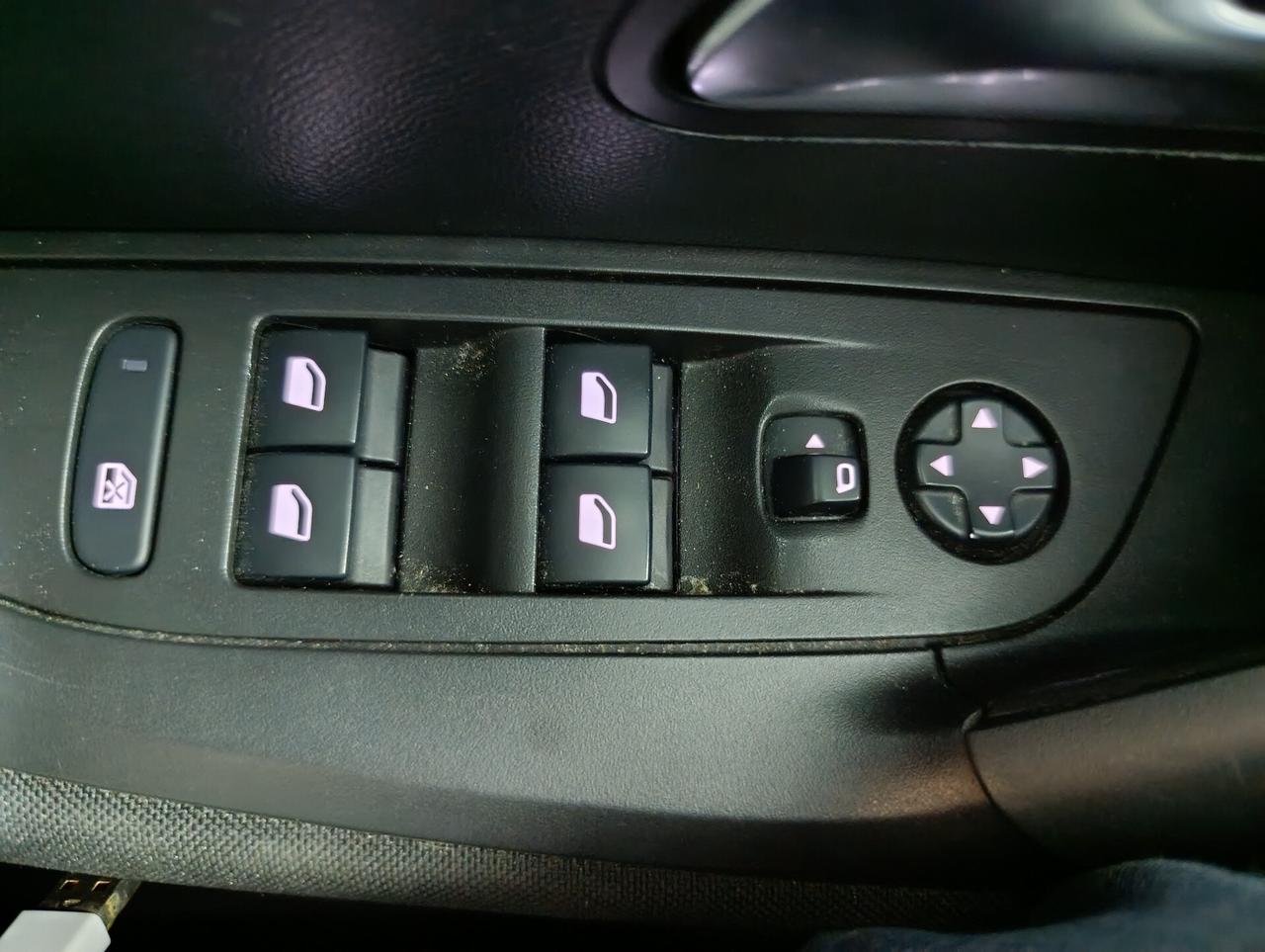 PEUGEOT 2008 1.5 HDI 12/2020 LED/NAV/SENSORI POSTERIORI