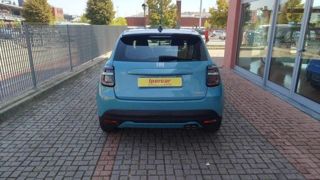 FIAT 600 Hybrid 145 CV DCT MHEV