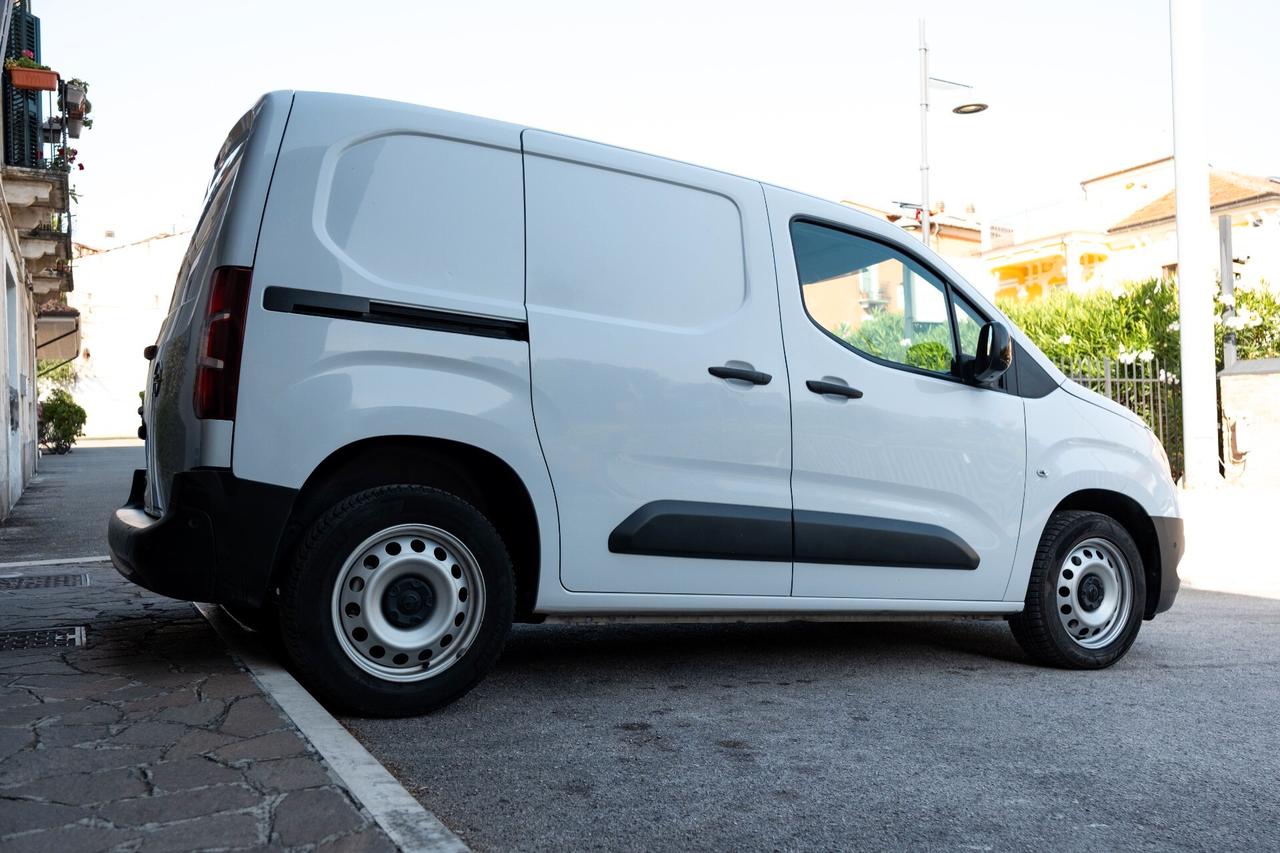 Opel Combo Cargo 1.5 Diesel 100 CV S&S Edition L1H1