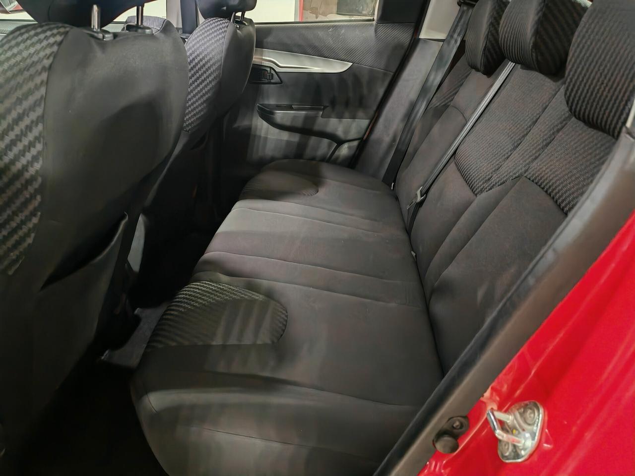 Mahindra 1.2 KUV100 K6+ 20000km 2025