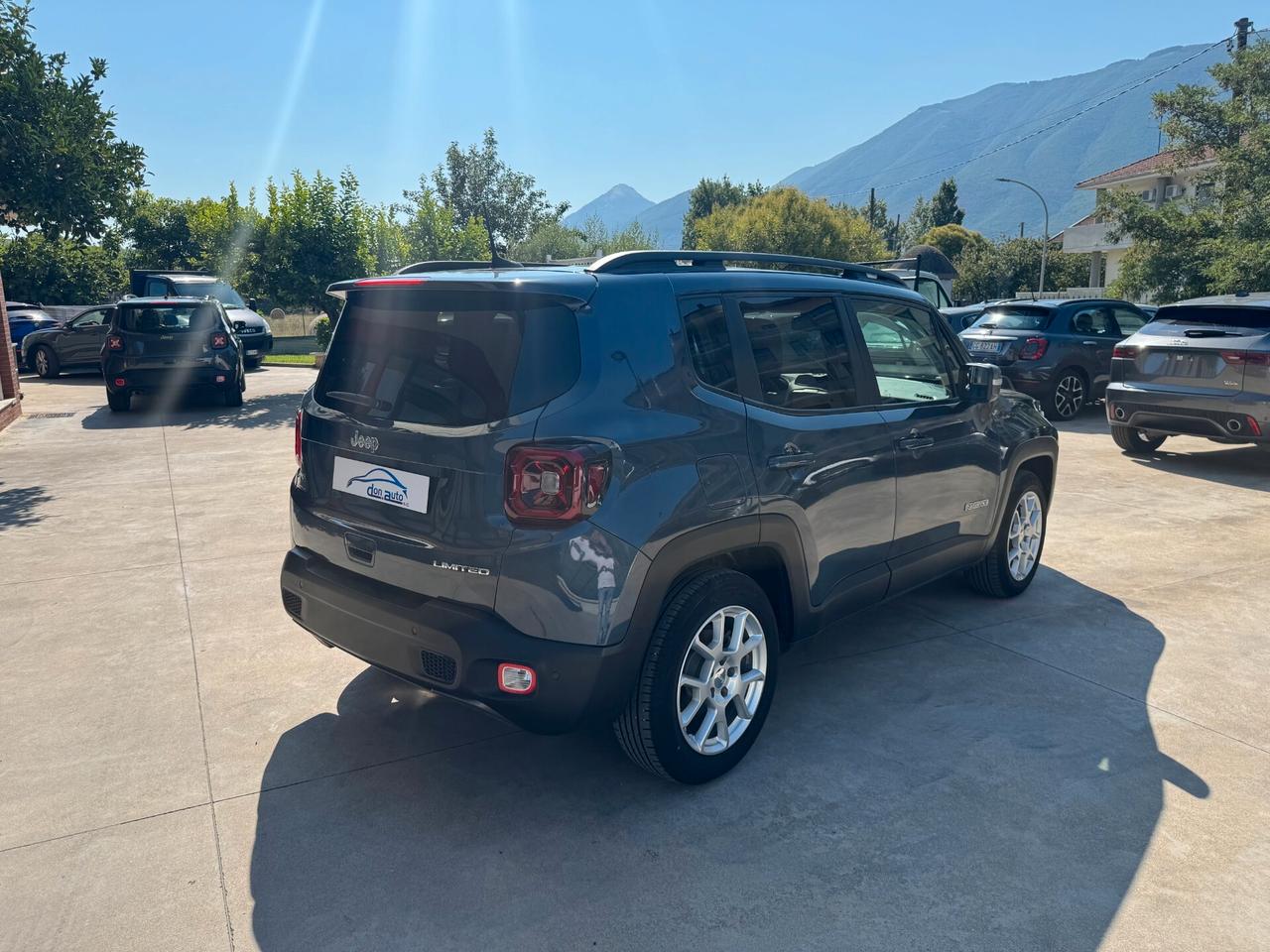 Jeep Renegade 1.6 MTJ 120 CV + FARI LED