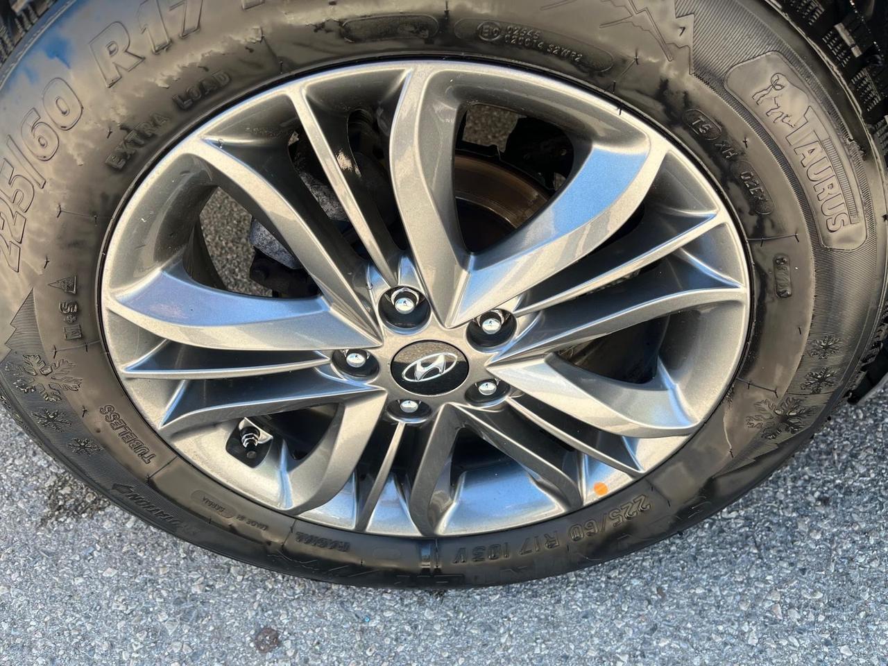 Hyundai iX35-1.7 crdi- full-2014