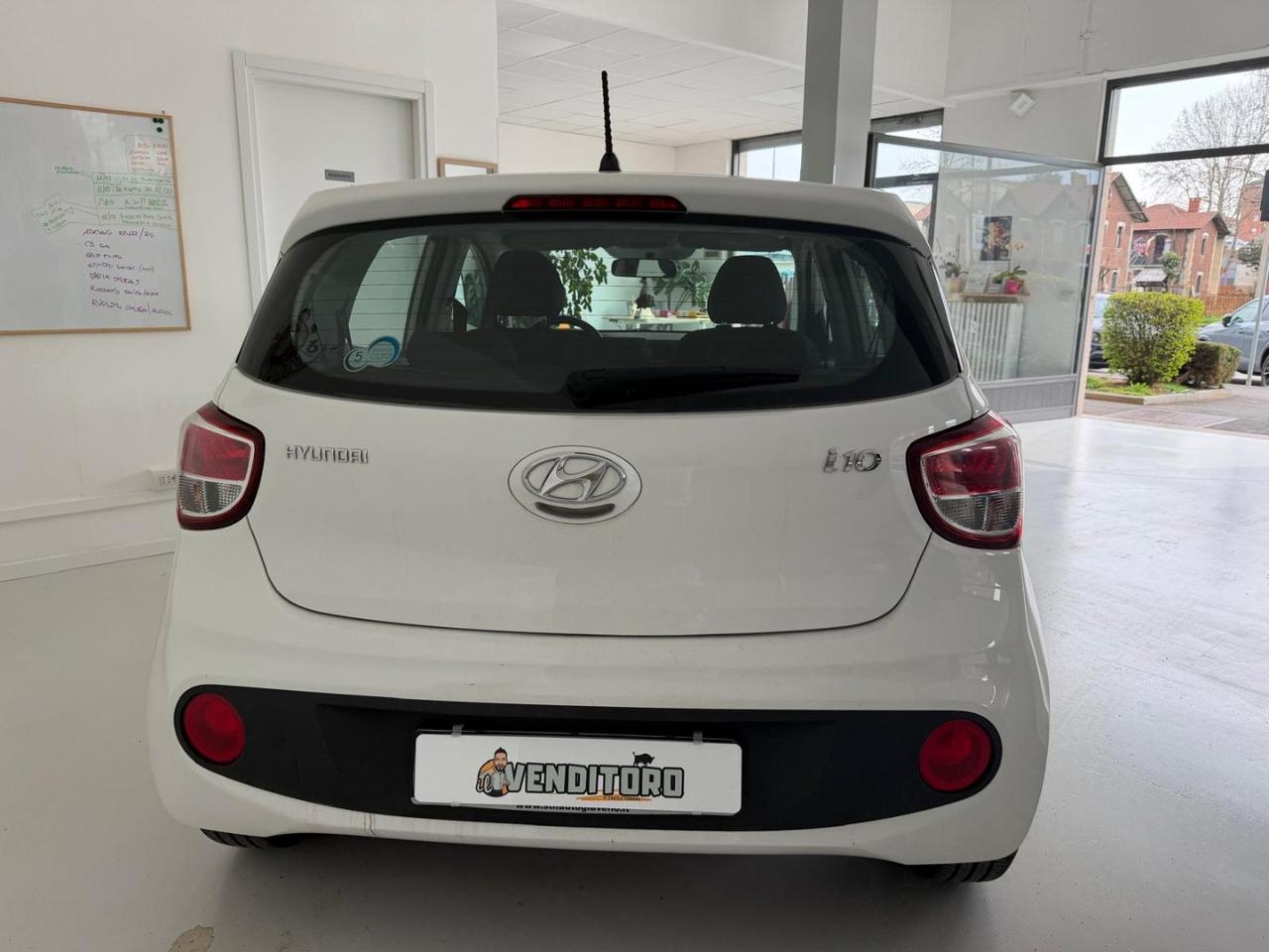 HYUNDAI i10 1.0 MPI Style