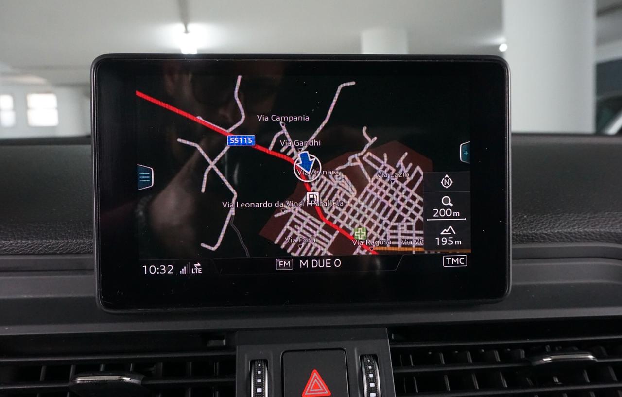 Audi Q5 2.0 TDI quattro S tronic Business