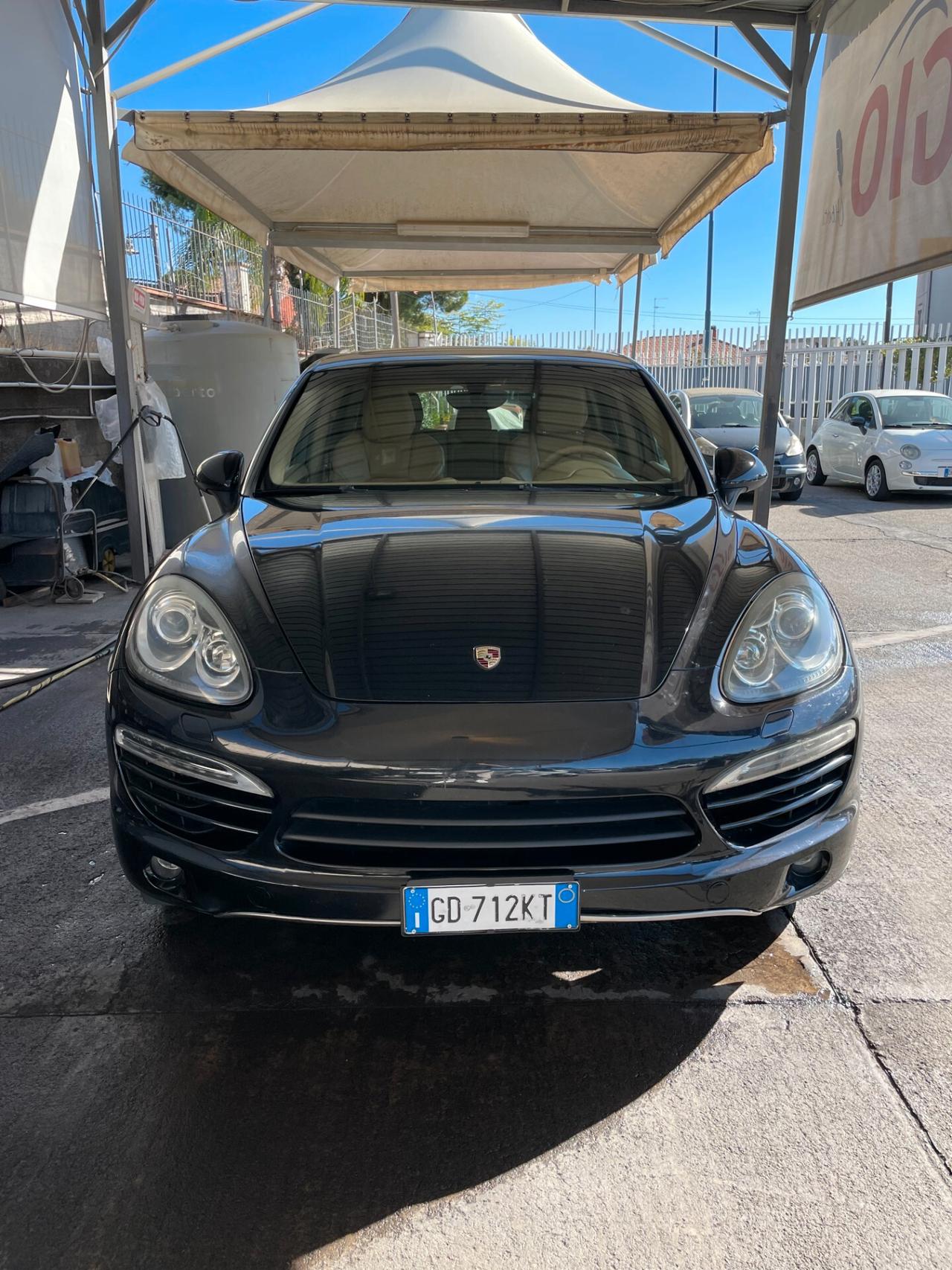 Porsche Cayenne 3.0 Diesel motore nuovo