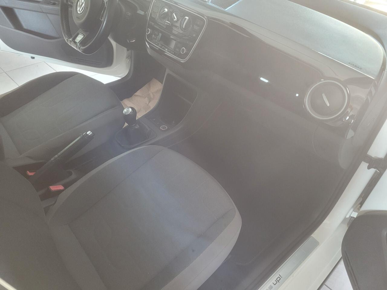 Volkswagen up! UP CROSS