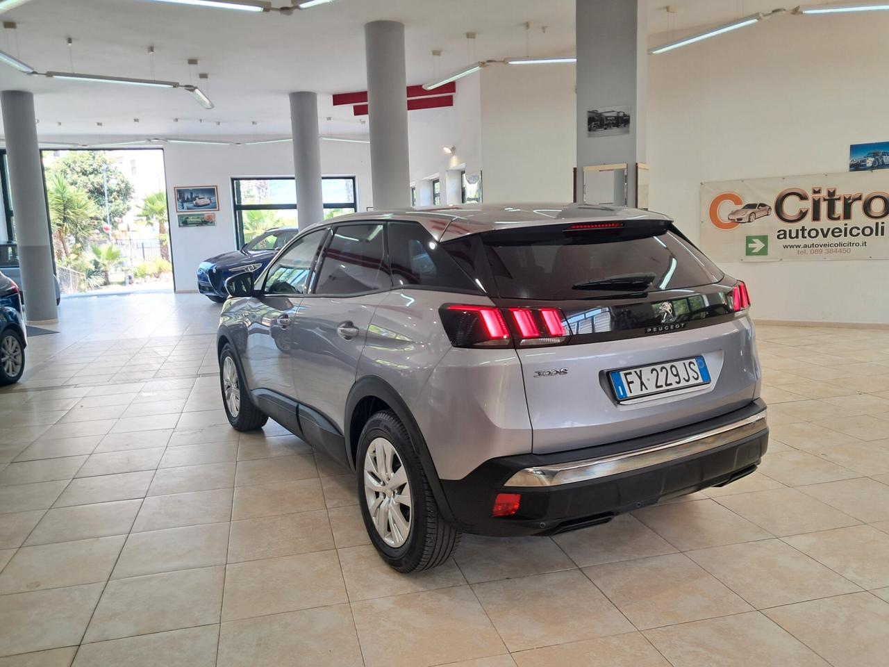 Peugeot 3008 BlueHDi 130 S&S Business