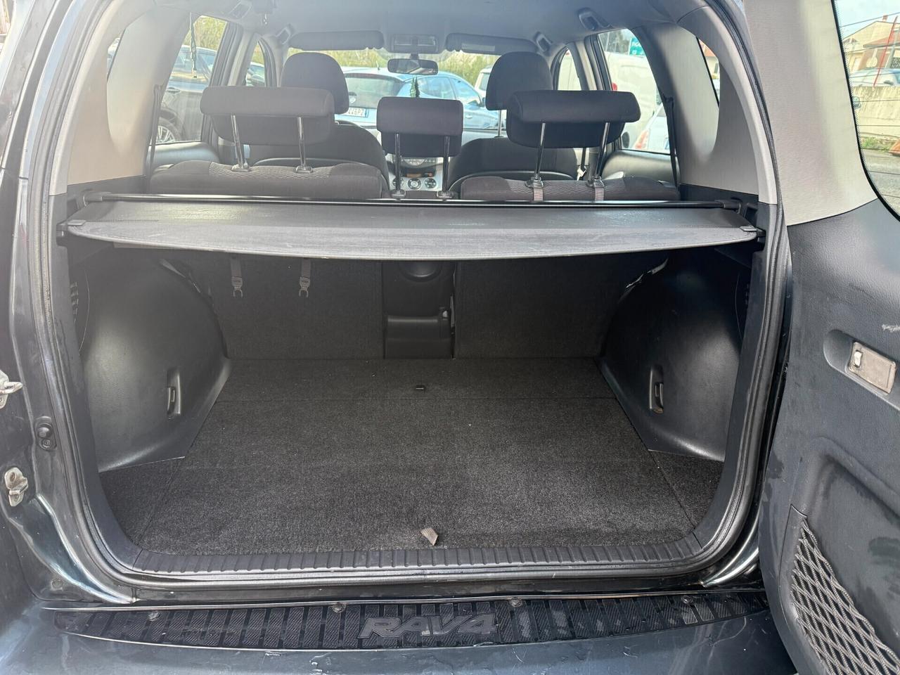 Toyota RAV 4 RAV4 2.2 D-4D 136 CV Luxury
