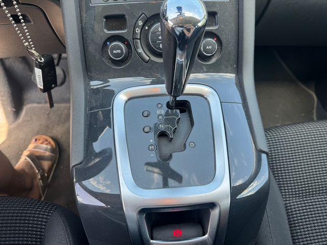 PEUGEOT 5008 BlueHDi 120 CV AUTOMATICA