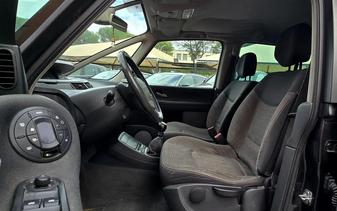 Renault Espace 2.0 dci 16v Style