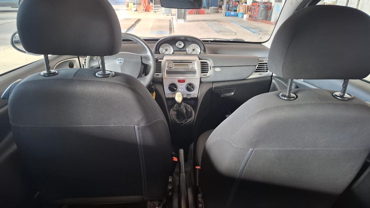 Lancia Ypsilon 1.2 69 CV Elle