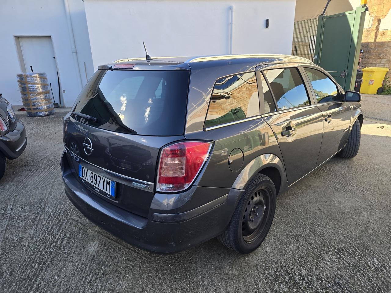 Opel Astra 1.7 CDTI 110CV Station Wagon Enjoy