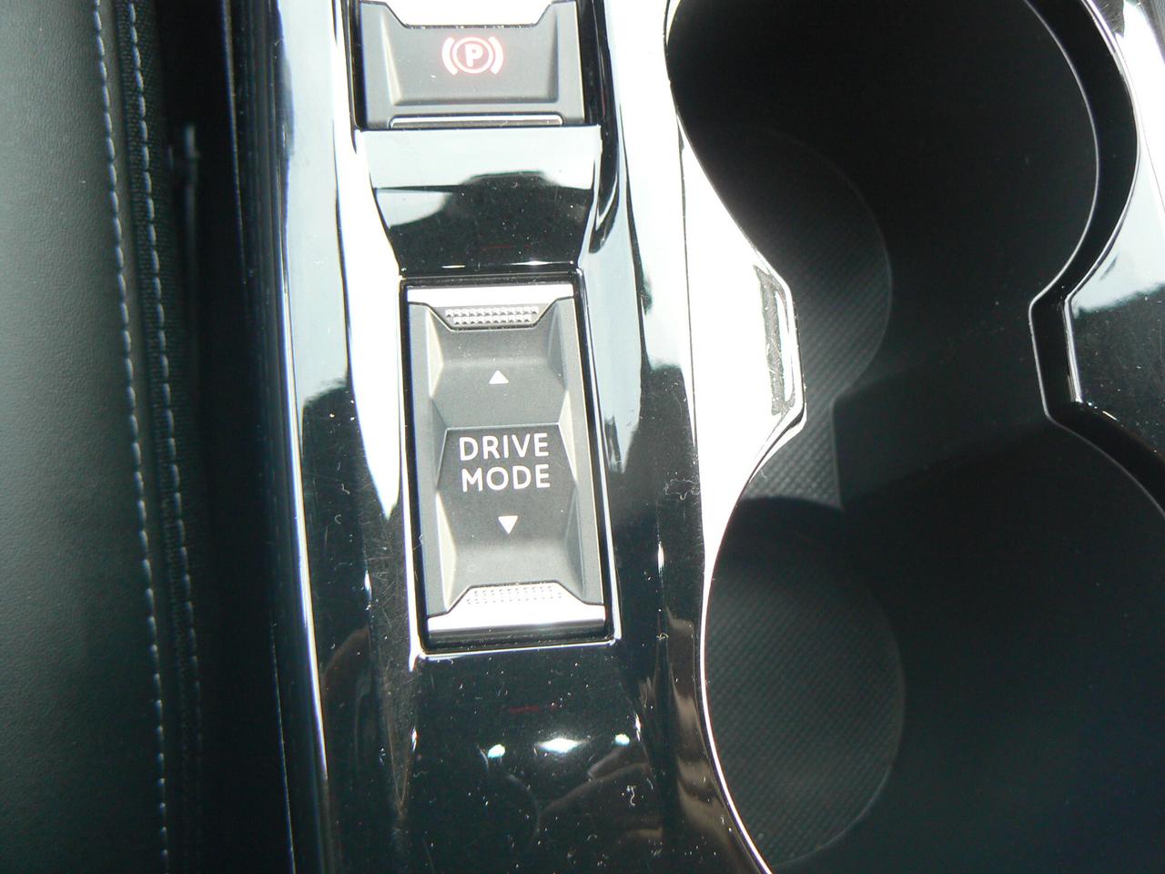 Peugeot 208 Stop&Start 5 porte GT Line 100 cv