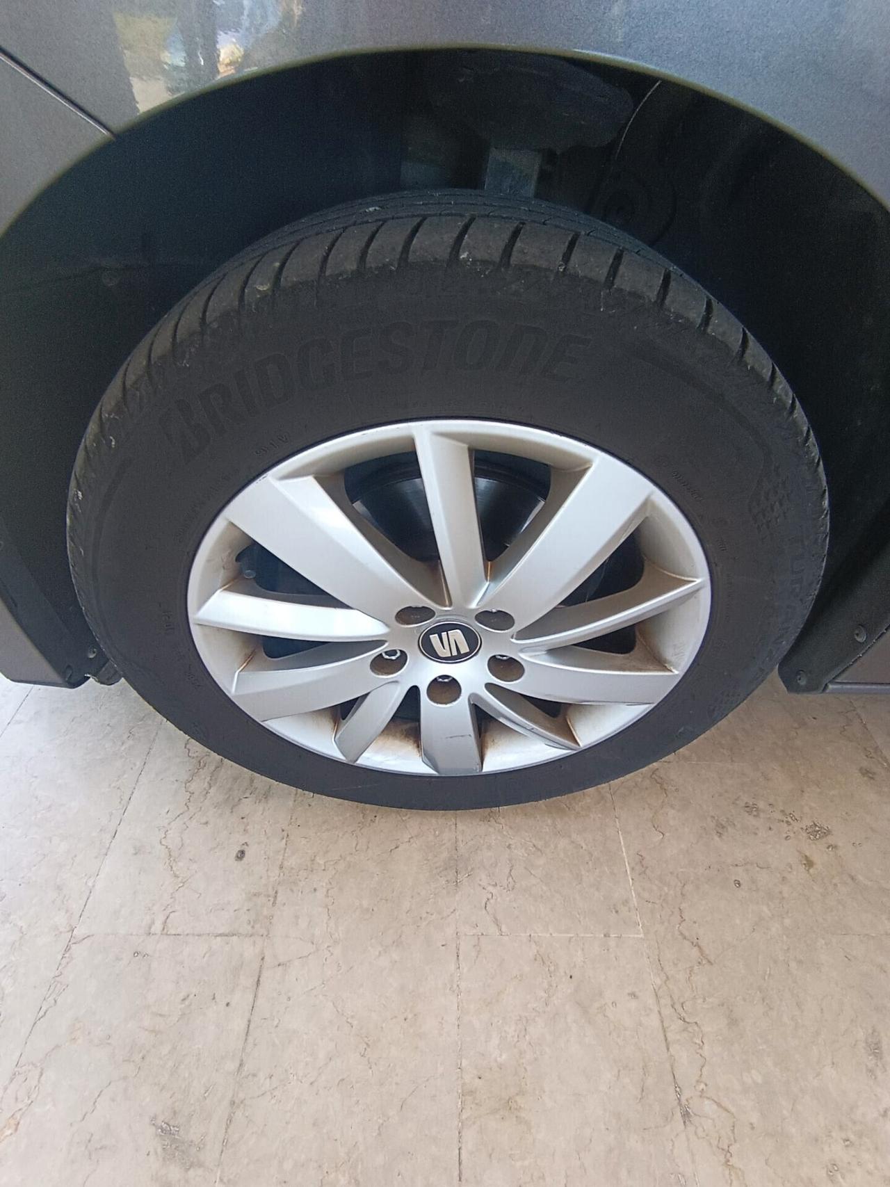 Seat Leon 1.6 TDI ST Style OK NEOPATENTATI