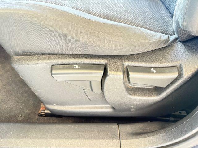 NISSAN Qashqai+2 1.6 16V Visia 7 POSTI BENZINA TETTO PANORAMICO