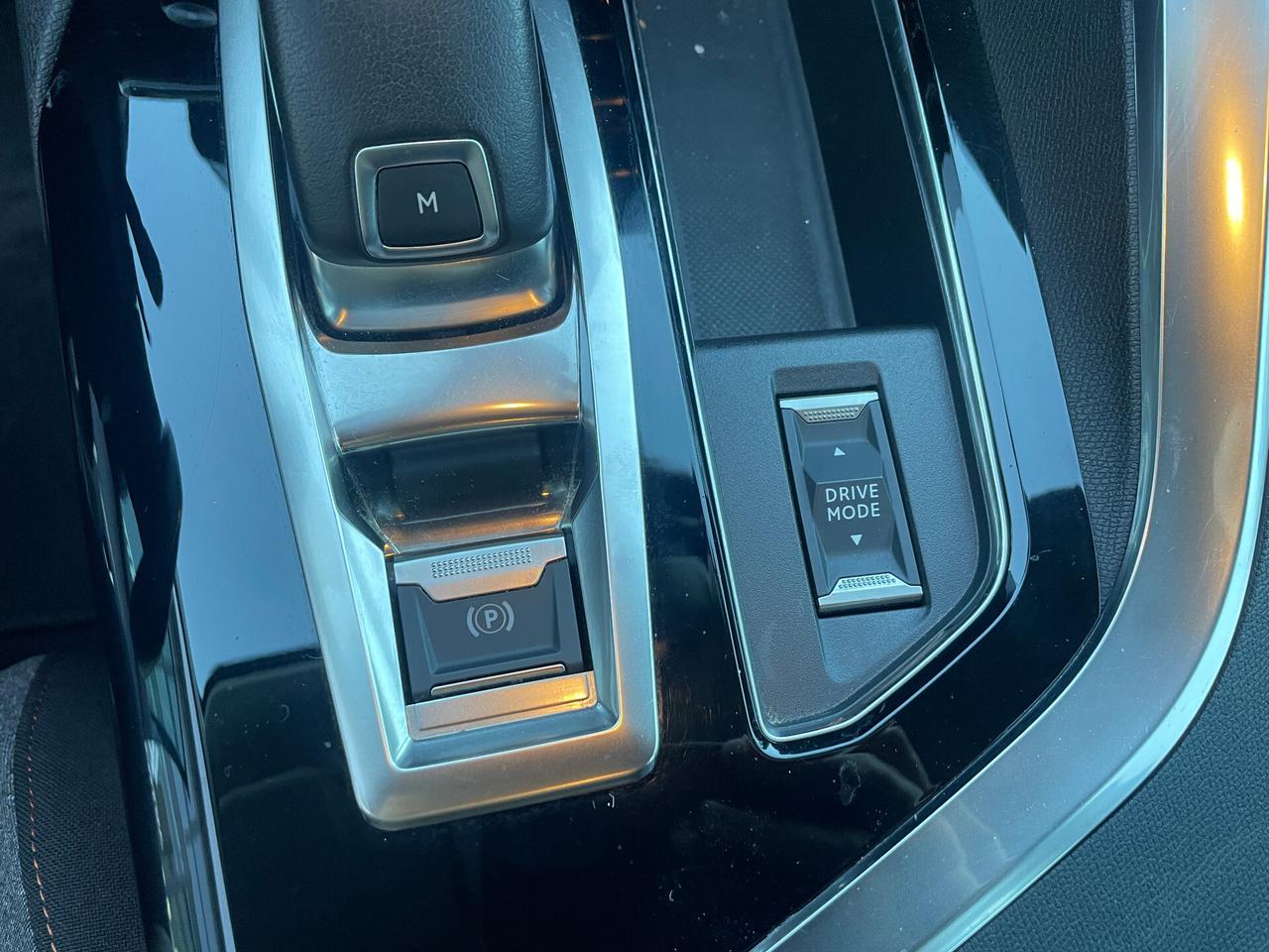 Peugeot 5008 BlueHDi 130 S&S EAT8 Allure Pack