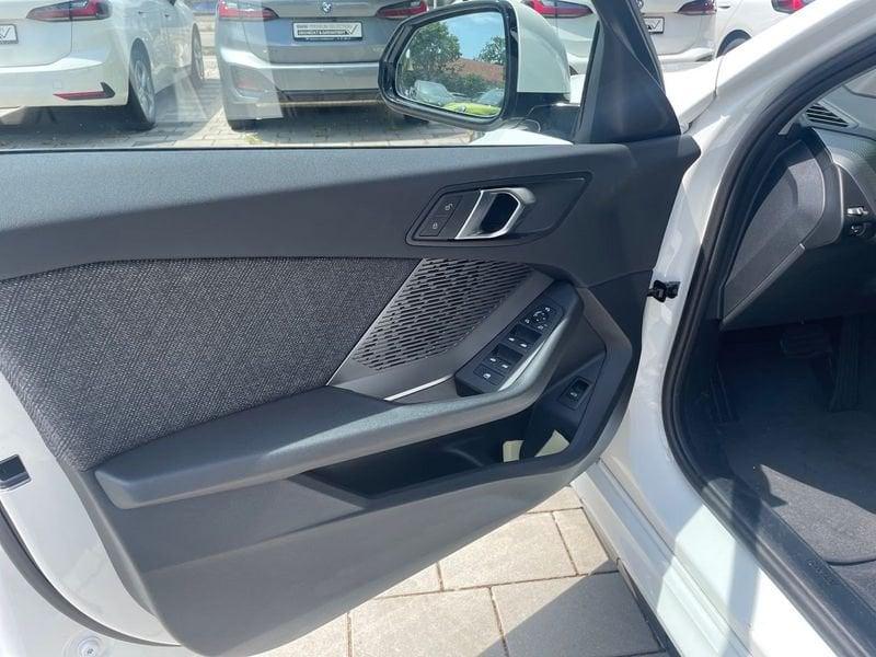 BMW Serie 1 120 MSport Design aut. LED NAVI CAMERA 360