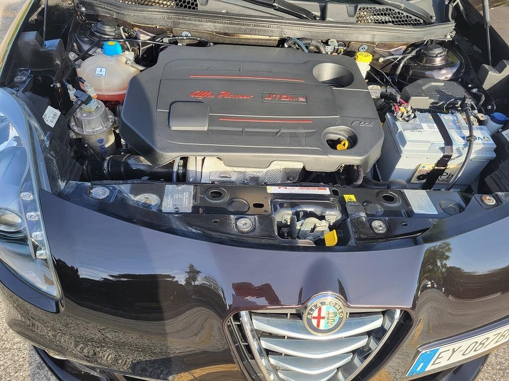 Alfa Romeo GIULIETTA 1,6 JTDM-UNICO PROPRIE-NAVIGA