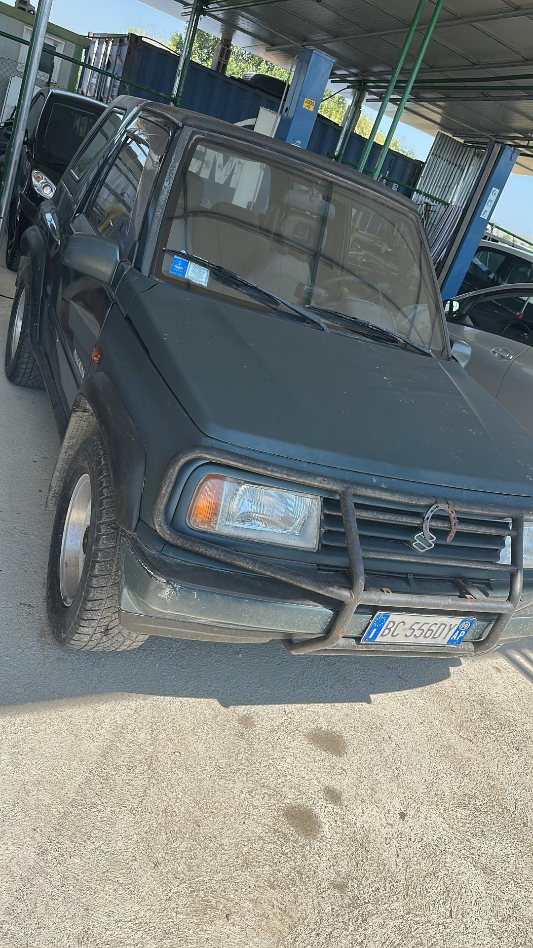 Suzuki Vitara 1.6 ASI METANO GANCIO TRAINO