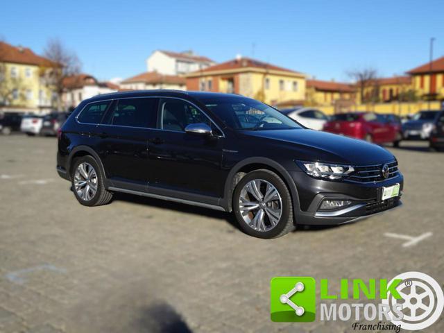 VOLKSWAGEN Passat Alltrack 2.0 BiTDI 4Motion DSG 240CV Garantita