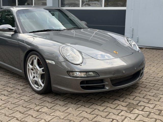 PORSCHE 911 Carrera S Coupé