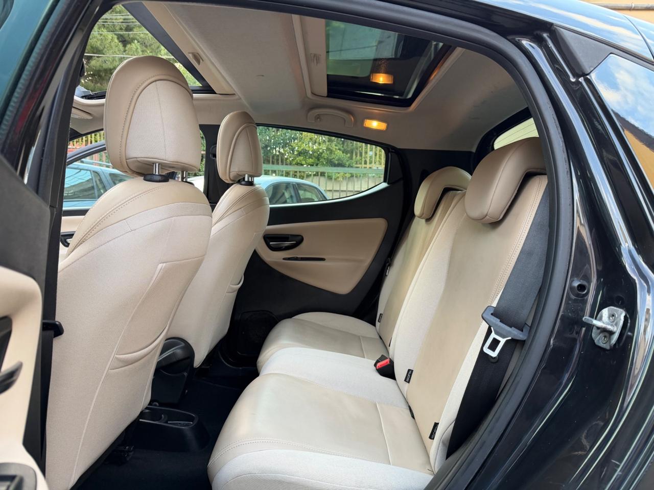 Lancia Ypsilon 1.3 MJT 16V 95 CV 5 porte S&S Platinum