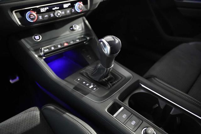 AUDI Q3 SPB 40 TDI quattro S tronic Identity Black