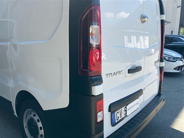 RENAULT Trafic T27 2.0 dci 150cv energy my23 Euro 18.700 + iva