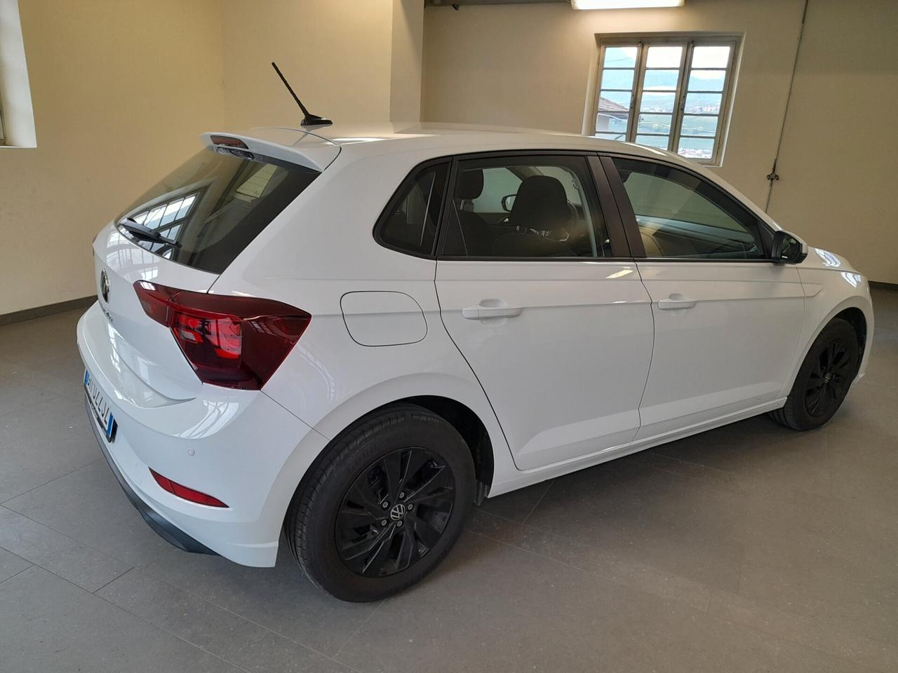 Polo 1.0 tsi 80cv benzina Neopatentati