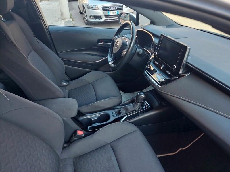 Toyota Corolla Touring Sports 1.8 Hybrid Business Tech