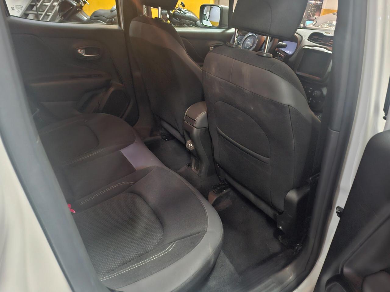 Jeep Renegade 1.3 T4 190CV PHEV 4xe AT6 Business Plus