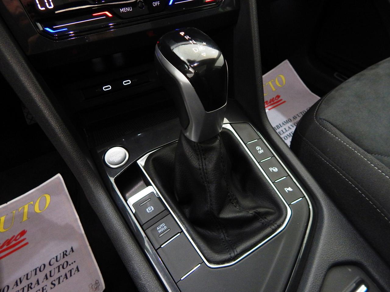 Volkswagen Tiguan 2.0 TDI Elegance 150cv DSG TETTO-NAVI-RADAR-PARK-LED