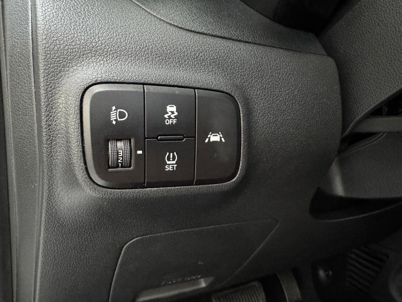 Hyundai i10 1.0 MPI Tech A/T PARI AL NUOVO FULL OPTIONAL
