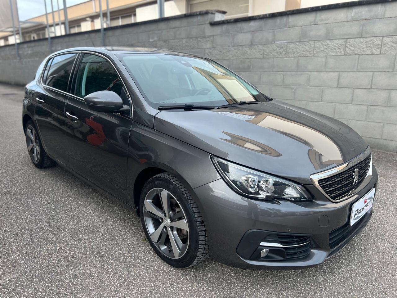 Peugeot 308 5pt 1.5 bluehdi 130cv Allure NAVI/PDC PERFETTA!!