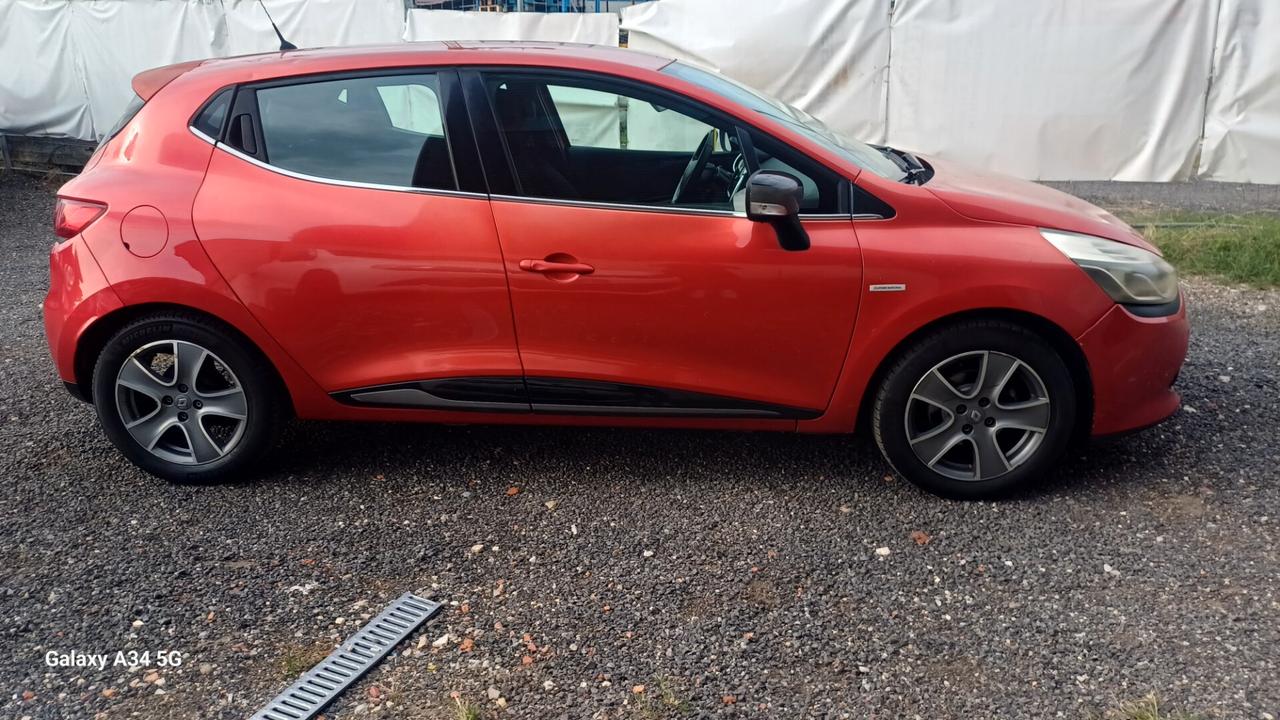 Renault Clio 1.5 dCi 8V 75CV 5 porte Costume National