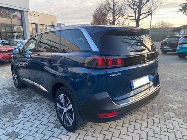 PEUGEOT 5008 BlueHDi 130 S&S EAT8 Allure Pack