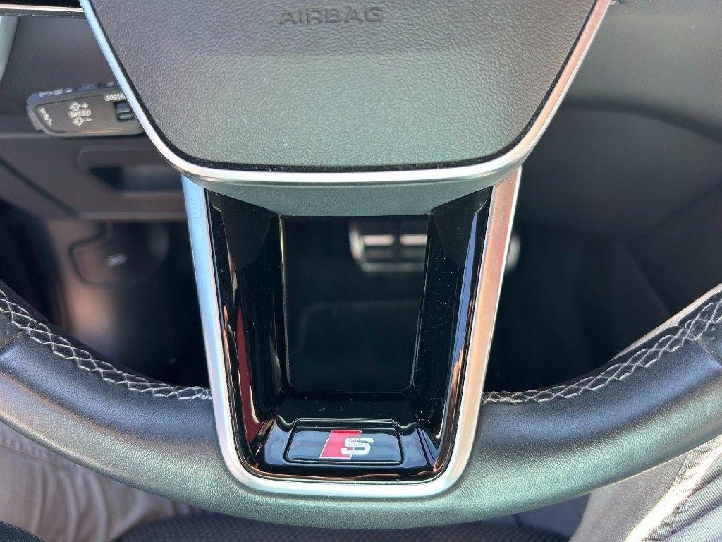 Audi A6 Avant 40 2.0 TDI quattro S tronic S Line